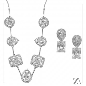 xx_conjunto-brinco-e-colar-em-zirconia-e-micro-zirconia-45d0eefcb61c799ea08c146dc1152239.jpg