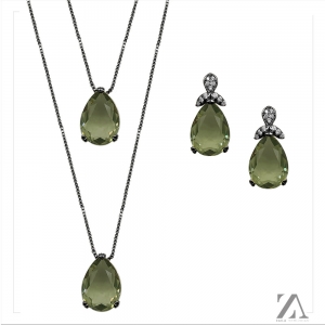 xx_conjunto-brinco-e-corrente-na-pedra-verde-musgo-formato-gota-1e060f66a9dee73edab8d2080e1cb591.jpg